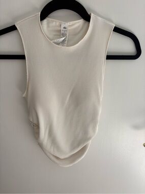 ALO Yoga Ribbed Scoop Neck Tank Top in Cream